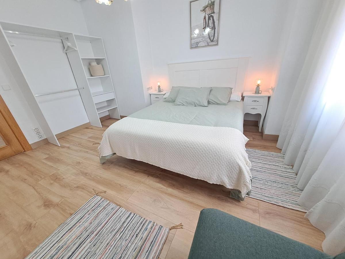 Apartamento De 120M2 Al Lado De Cabarceno Saron Kültér fotó
